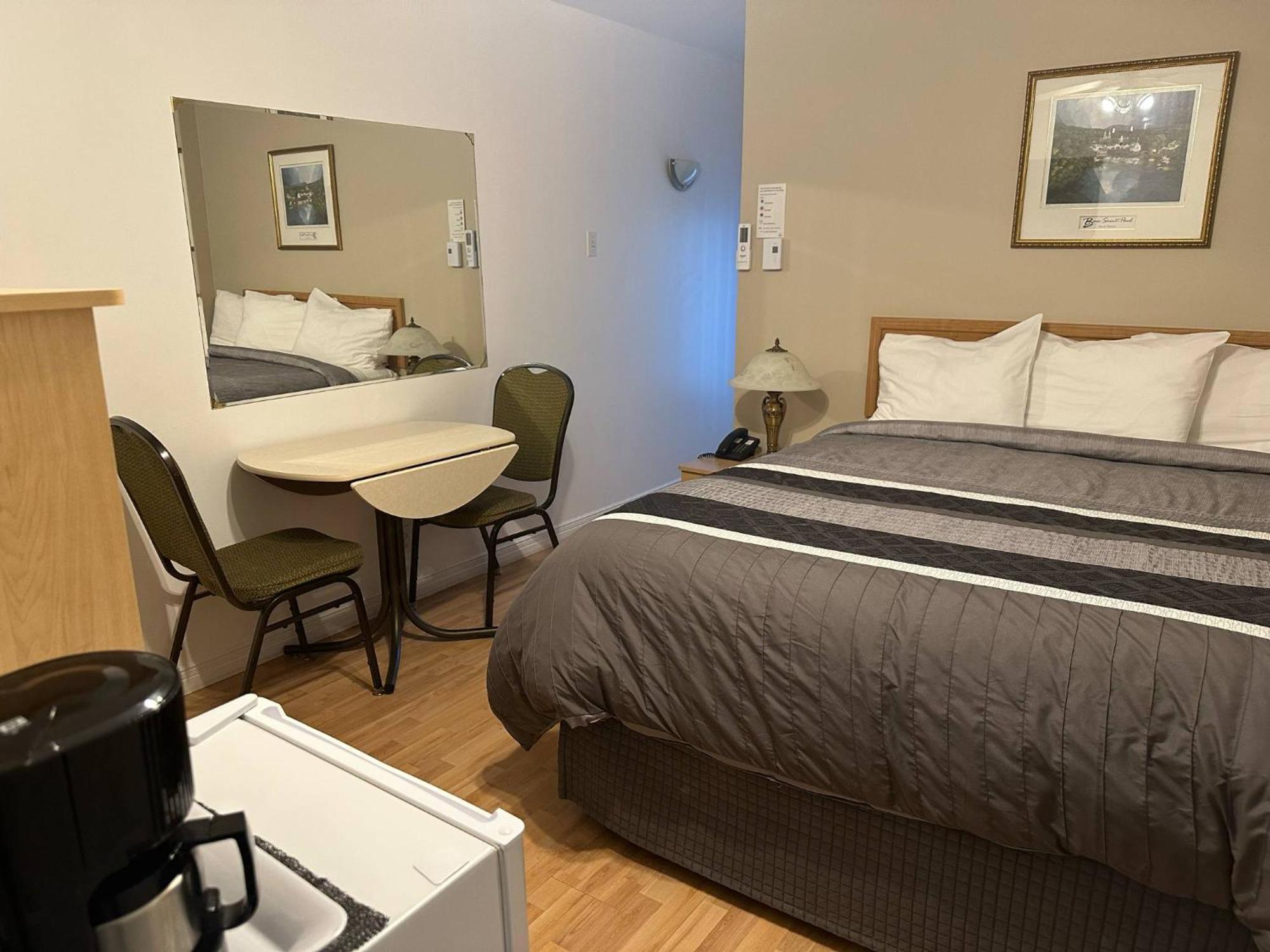 Motel Des Cascades Baie-Saint-Paul Dış mekan fotoğraf