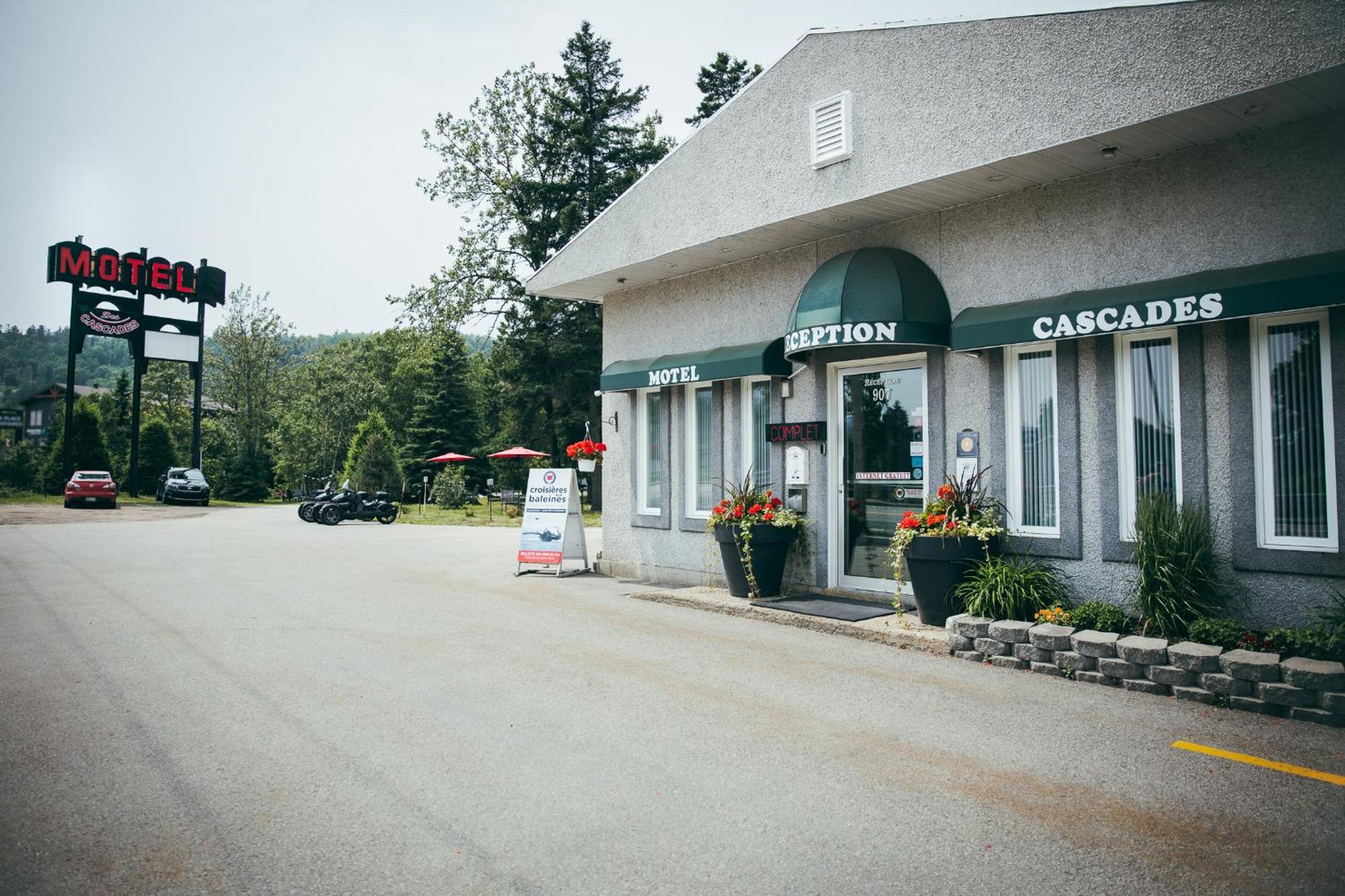 Motel Des Cascades Baie-Saint-Paul Dış mekan fotoğraf